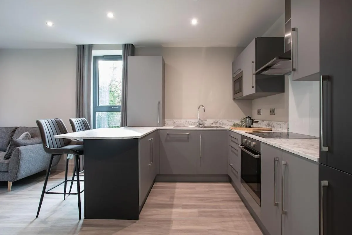 Modern 2Br With Balcony Next To The City Airport Bhd - Free Parking I Long Stay Belfast