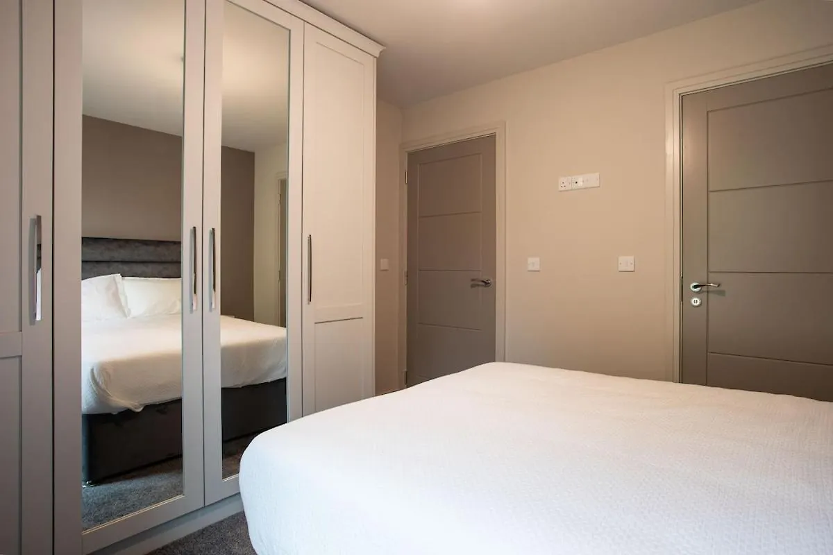 Modern 2Br With Balcony Next To The City Airport Bhd - Free Parking I Long Stay Belfast Daire